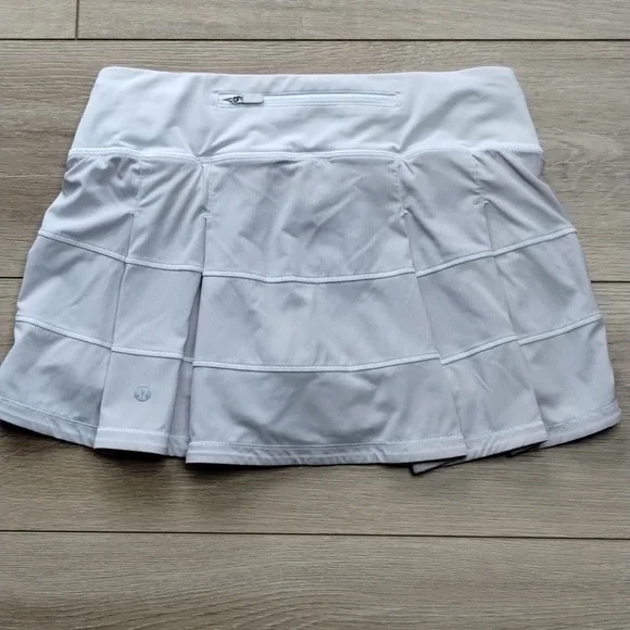 Lululemon Pace Rival White Skort Size 4 - Picture 5 of 9